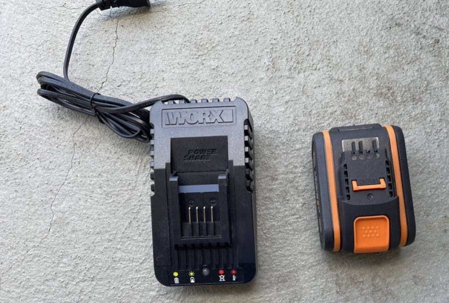 Worx hydroshot battery and battery charger